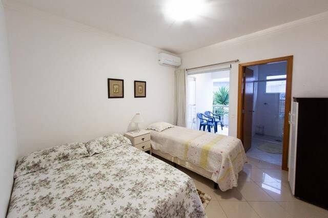 Casa à venda e temporada com 7 quartos, 615m² - Foto 9