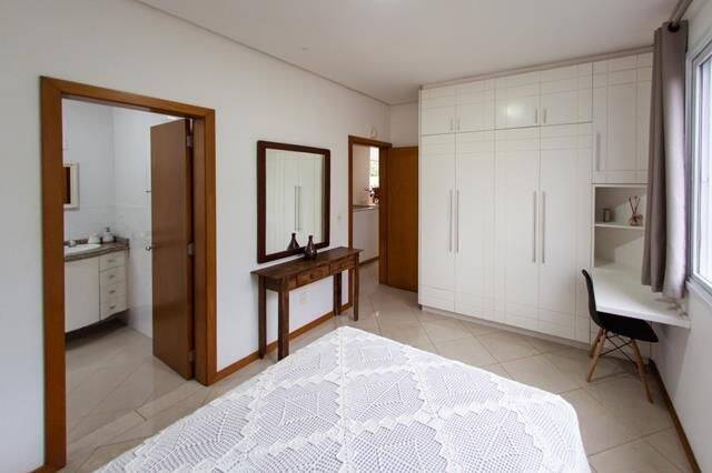 Casa à venda e temporada com 7 quartos, 615m² - Foto 6