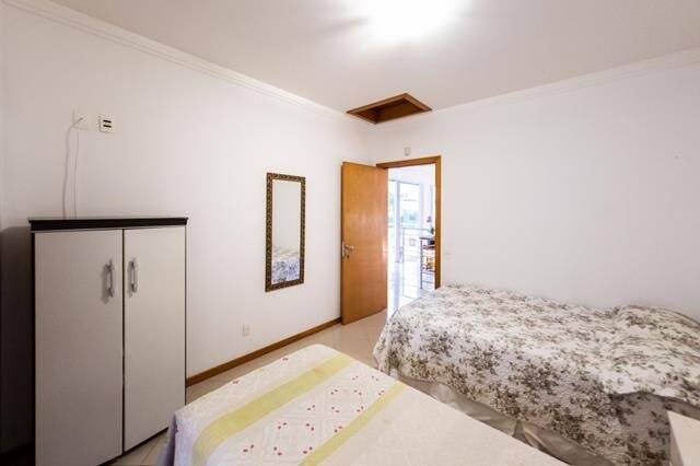 Casa à venda e temporada com 7 quartos, 615m² - Foto 27