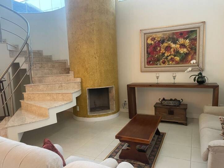 Casa para alugar com 4 quartos, 258m² - Foto 44
