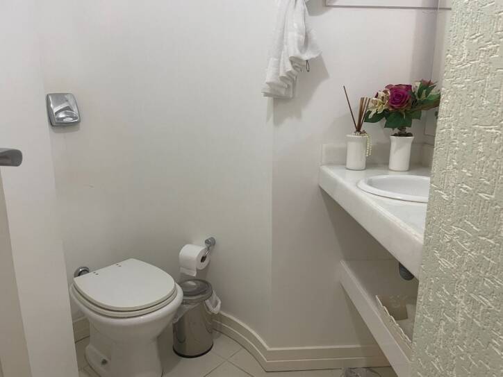Casa para alugar com 4 quartos, 258m² - Foto 42