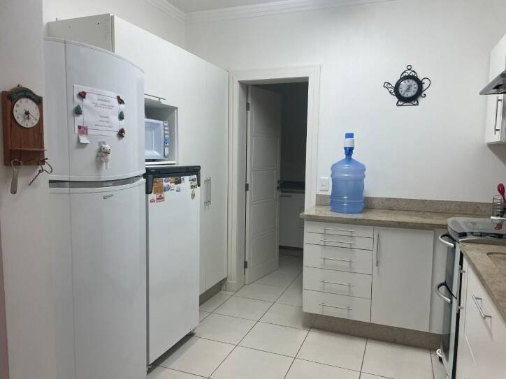 Casa para alugar com 4 quartos, 258m² - Foto 35