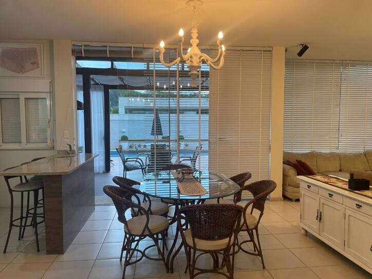 Casa para alugar com 4 quartos, 258m² - Foto 62