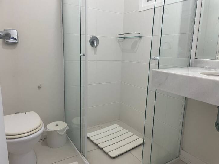 Casa para alugar com 4 quartos, 258m² - Foto 52
