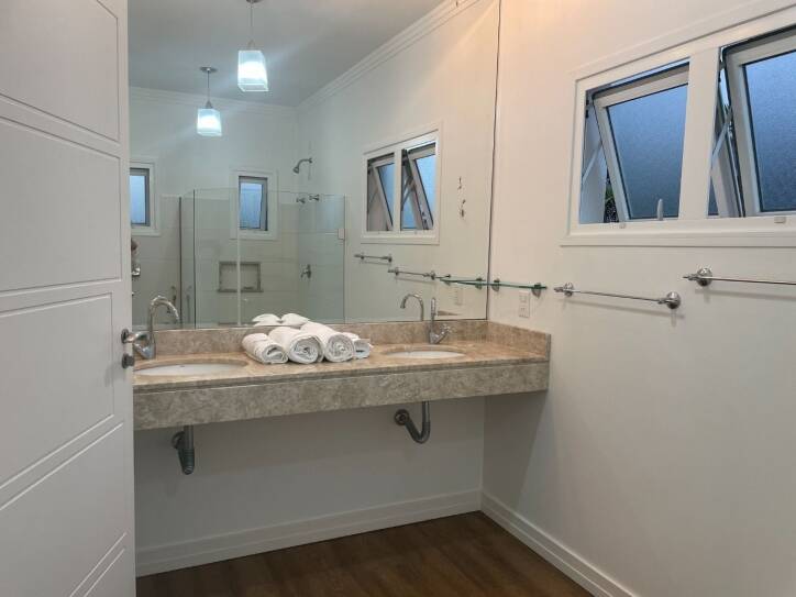 Casa para alugar com 4 quartos, 258m² - Foto 30