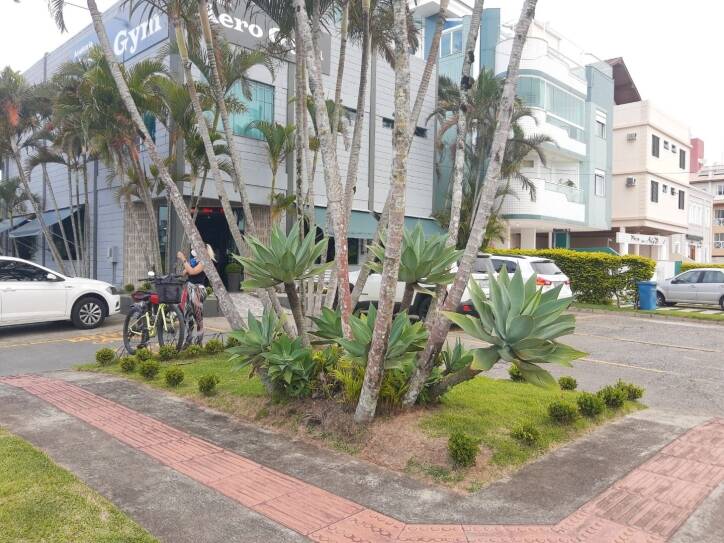 Sala-Conjunto, 400 m² - Foto 1