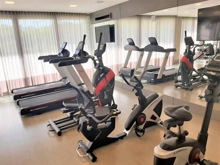 Apartamento à venda com 4 quartos, 155m² - Foto 5