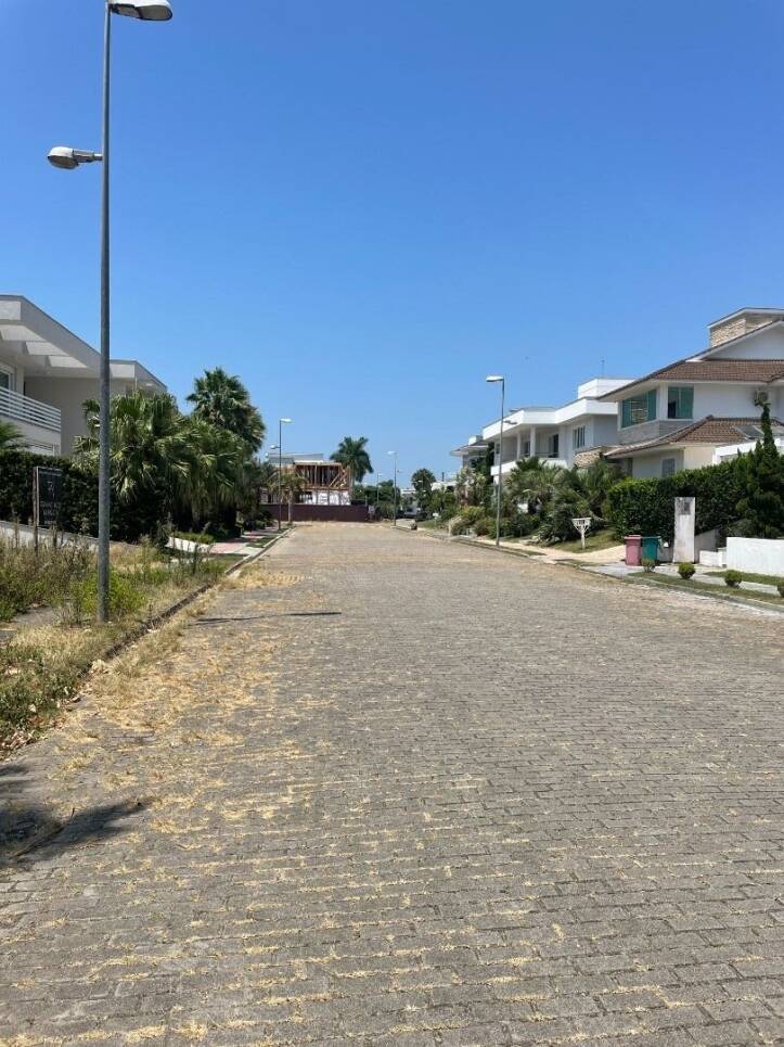 Terreno à venda, 651m² - Foto 1
