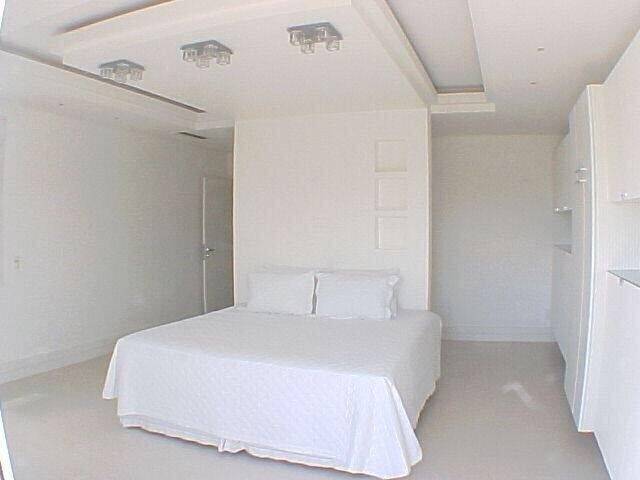 Casa à venda com 4 quartos, 787m² - Foto 8