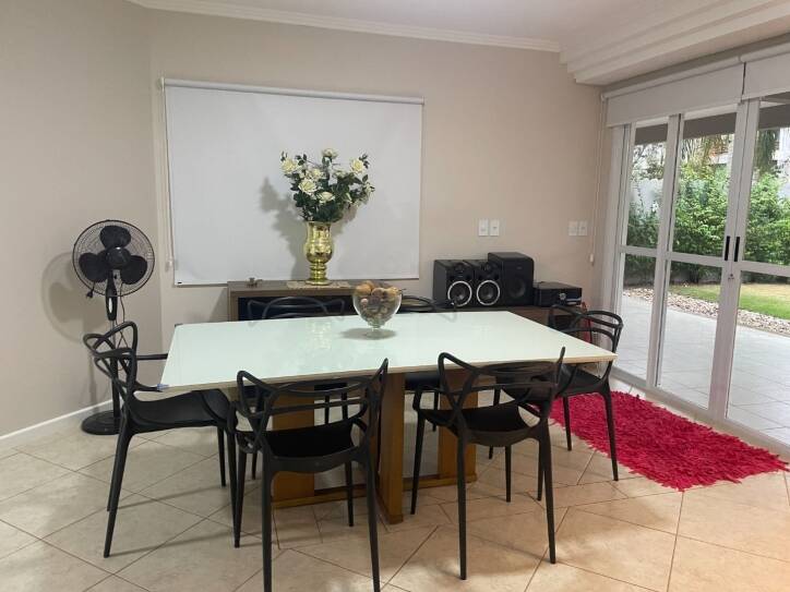 Casa à venda com 5 quartos, 373m² - Foto 11