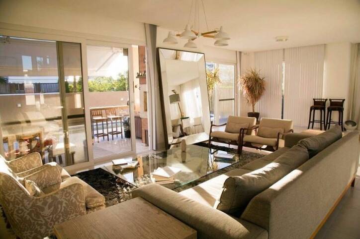 Casa à venda e aluguel com 5 quartos, 432m² - Foto 2