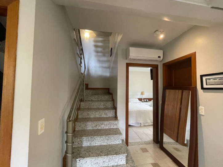 Casa, 6 quartos, 320 m² - Foto 22