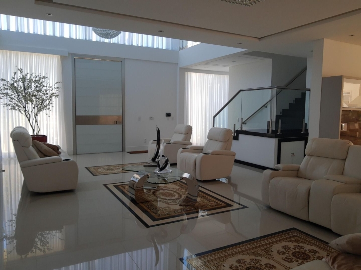 Casa à venda com 4 quartos, 800m² - Foto 6
