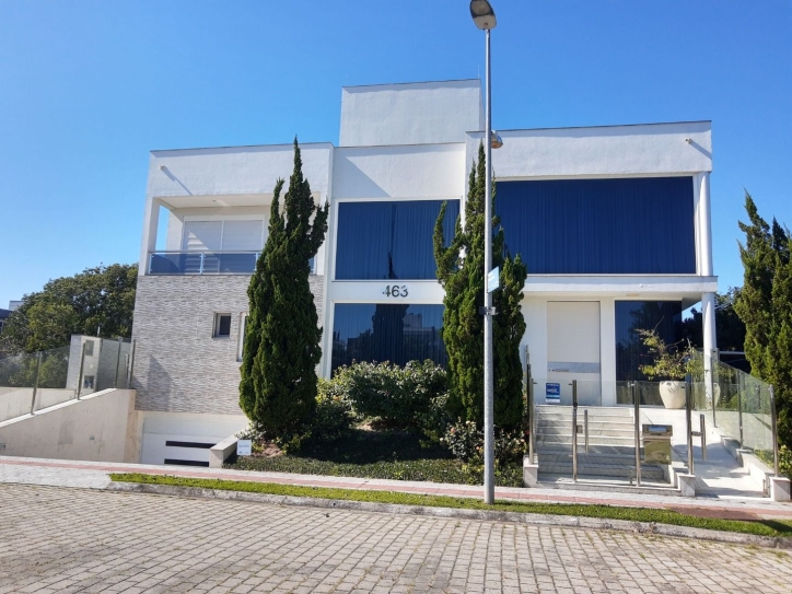 Casa à venda com 4 quartos, 800m² - Foto 20