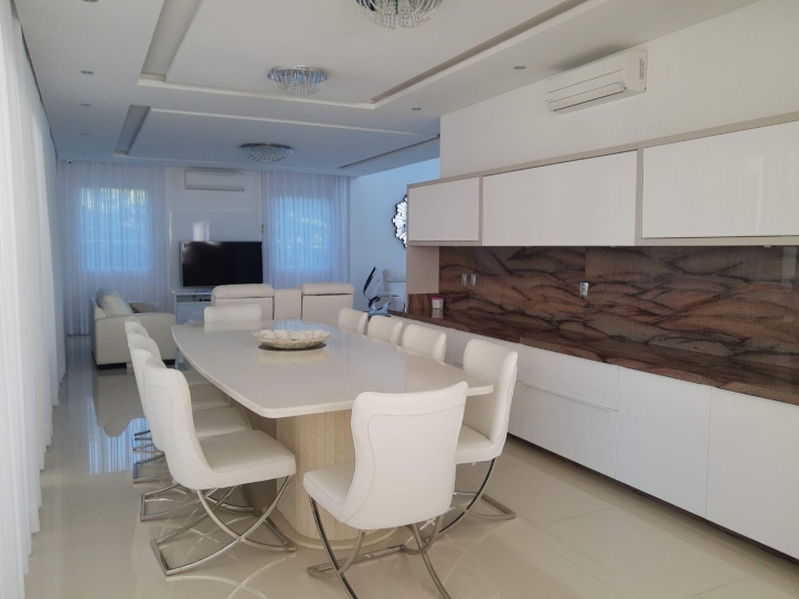 Casa à venda com 4 quartos, 800m² - Foto 26