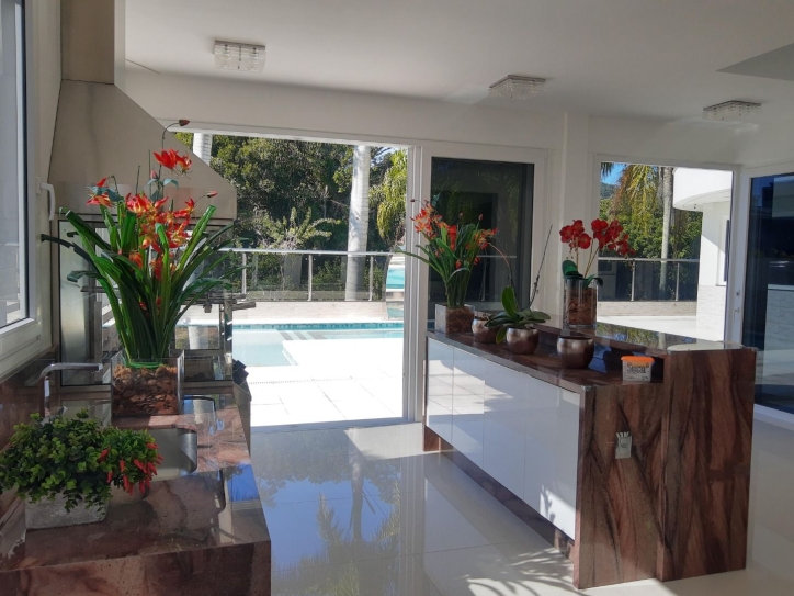 Casa à venda com 4 quartos, 800m² - Foto 30