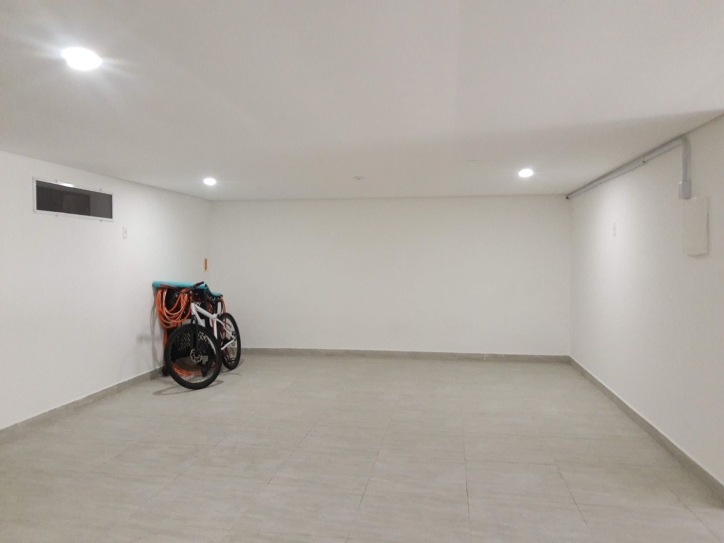 Casa à venda com 4 quartos, 800m² - Foto 45
