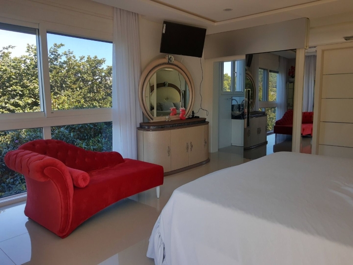 Casa à venda com 4 quartos, 800m² - Foto 46