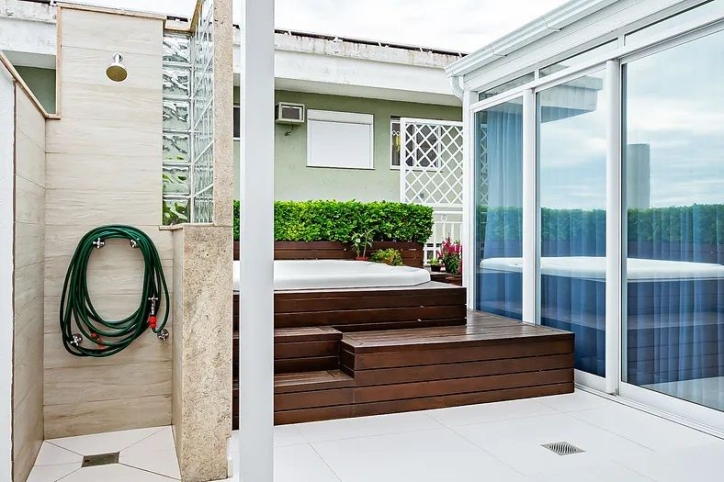 Cobertura à venda com 3 quartos, 250m² - Foto 5