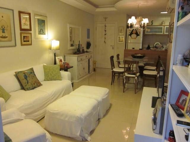 Apartamento à venda com 3 quartos, 115m² - Foto 1