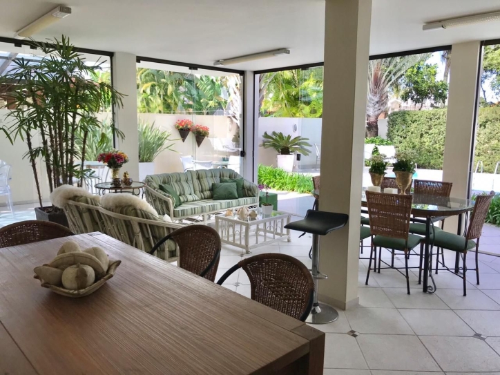 Casa para alugar com 4 quartos, 290m² - Foto 23