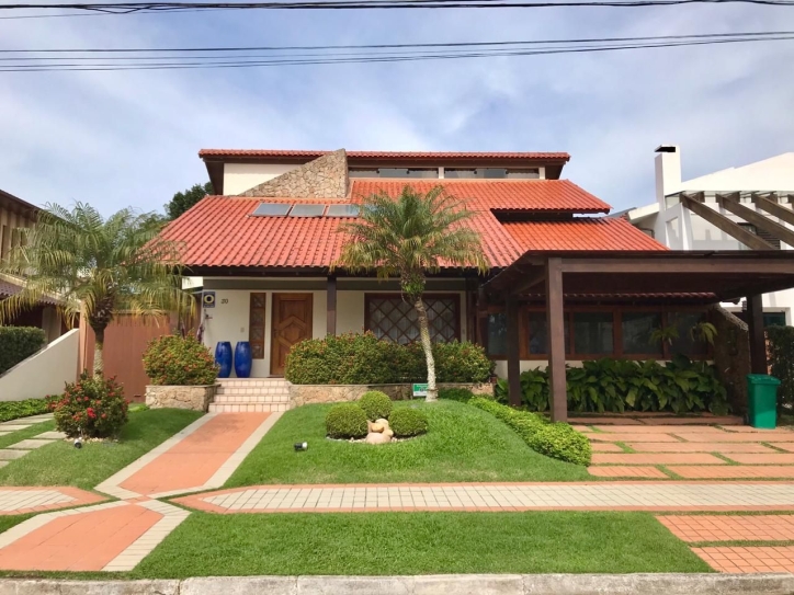 Casa para alugar com 4 quartos, 290m² - Foto 26