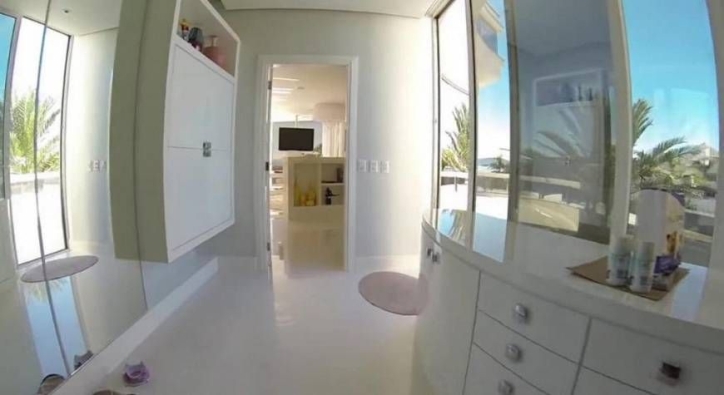 Casa à venda com 5 quartos, 1600m² - Foto 6