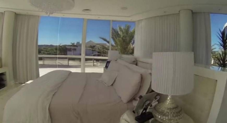 Casa à venda com 5 quartos, 1600m² - Foto 17