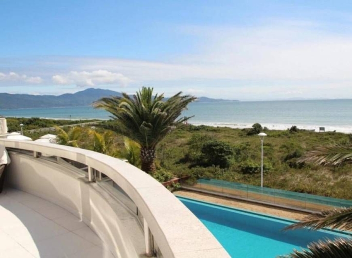 Casa à venda com 5 quartos, 1600m² - Foto 26