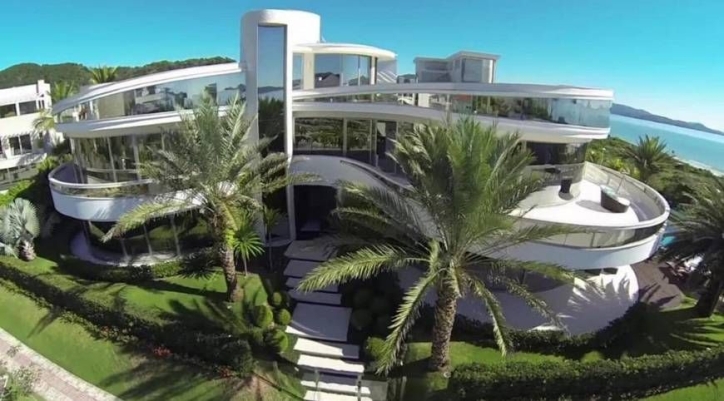 Casa à venda com 5 quartos, 1600m² - Foto 29