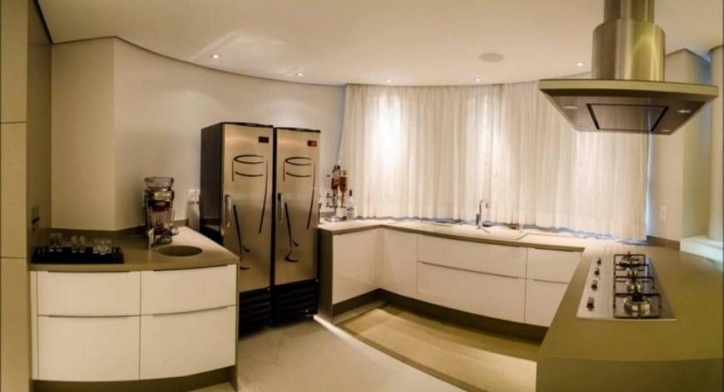 Casa à venda com 5 quartos, 1600m² - Foto 52
