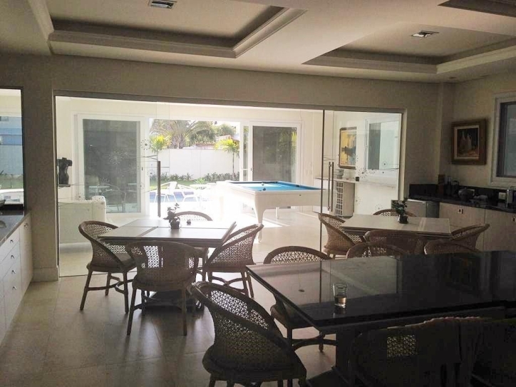 Casa à venda com 7 quartos, 600m² - Foto 4