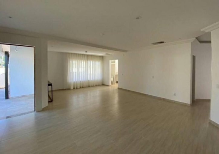 Casa para alugar com 3 quartos, 220m² - Foto 12