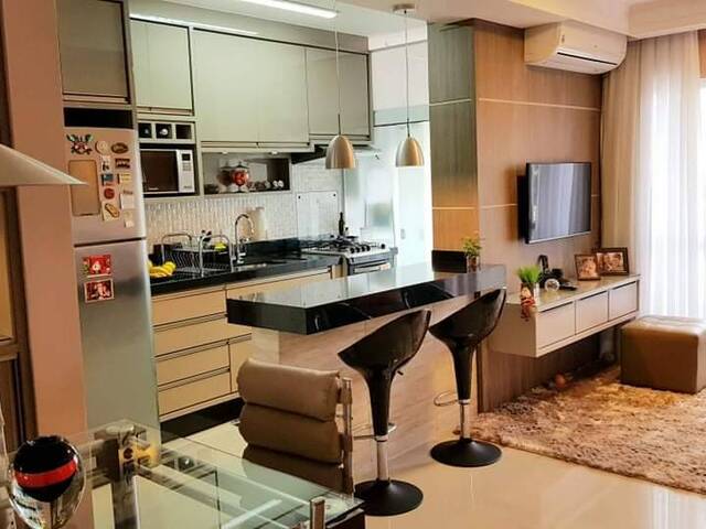 #37 - Apartamento para Venda em Florianópolis - SC