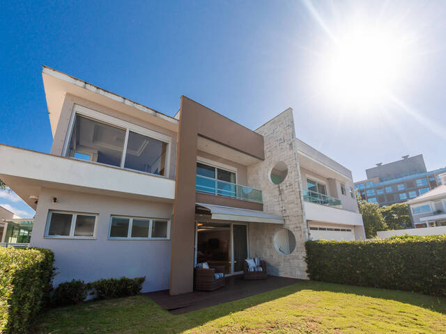 #532 - Casa para Locação em Florianópolis - SC