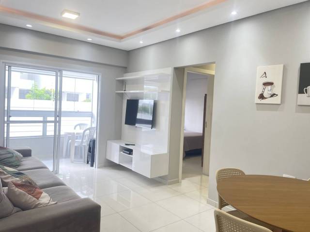 #543 - Apartamento para Locação em Florianópolis - SC