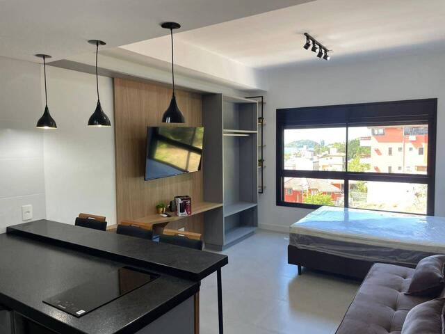 Apartamento para Locação em Florianópolis - 3