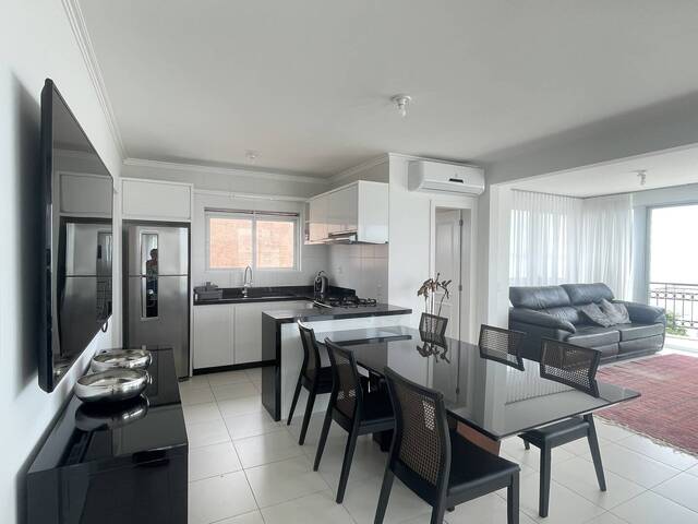 Apartamento para Venda em Florianópolis - 1