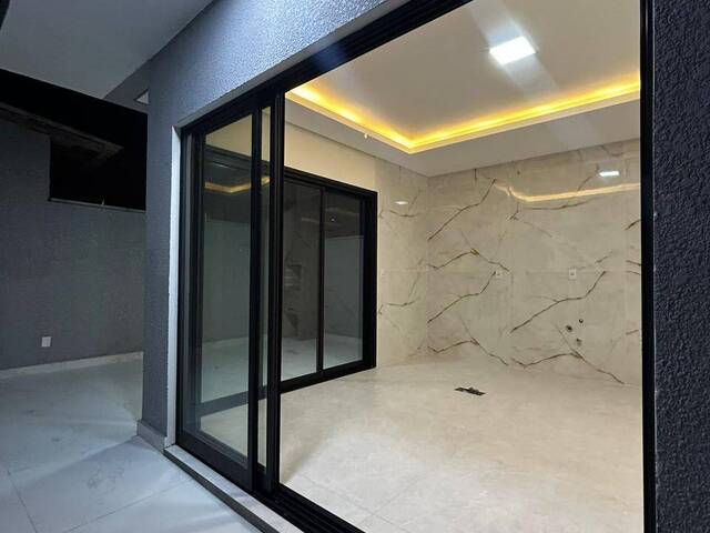 #555 - Casa para Venda em Florianópolis - SC