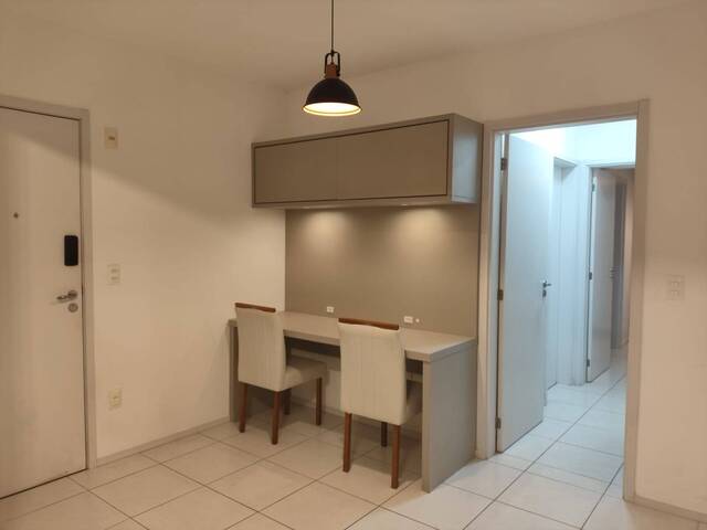 #556 - Apartamento para Venda em Florianópolis - SC