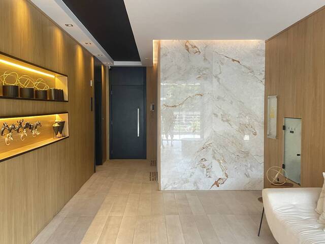 #562 - Apartamento para Venda em Florianópolis - SC