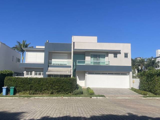 #532 - Casa para Locação em Florianópolis - SC