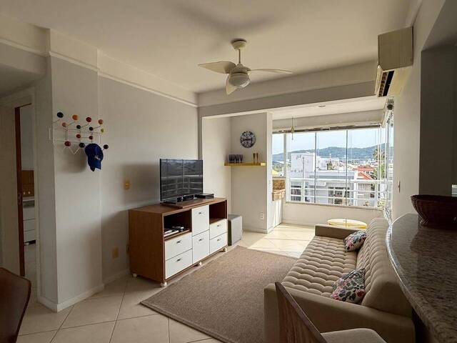 Apartamento para Venda em Florianópolis - 3