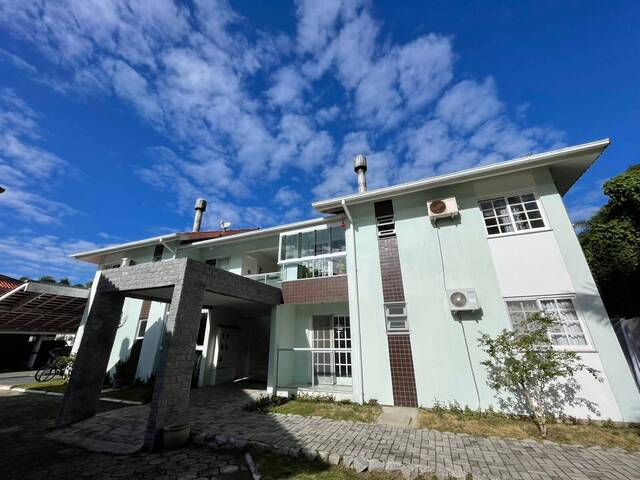 #565 - Apartamento para Venda em Florianópolis - SC